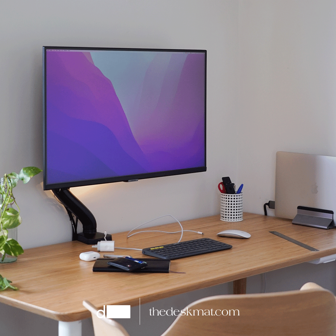 Desk Mat Lite (Black)